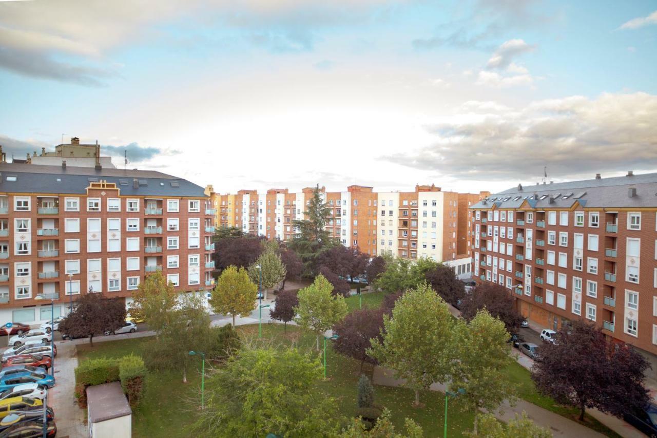 Housingleon - Conde Duplex Con Garaje Gratuito 아파트 외부 사진